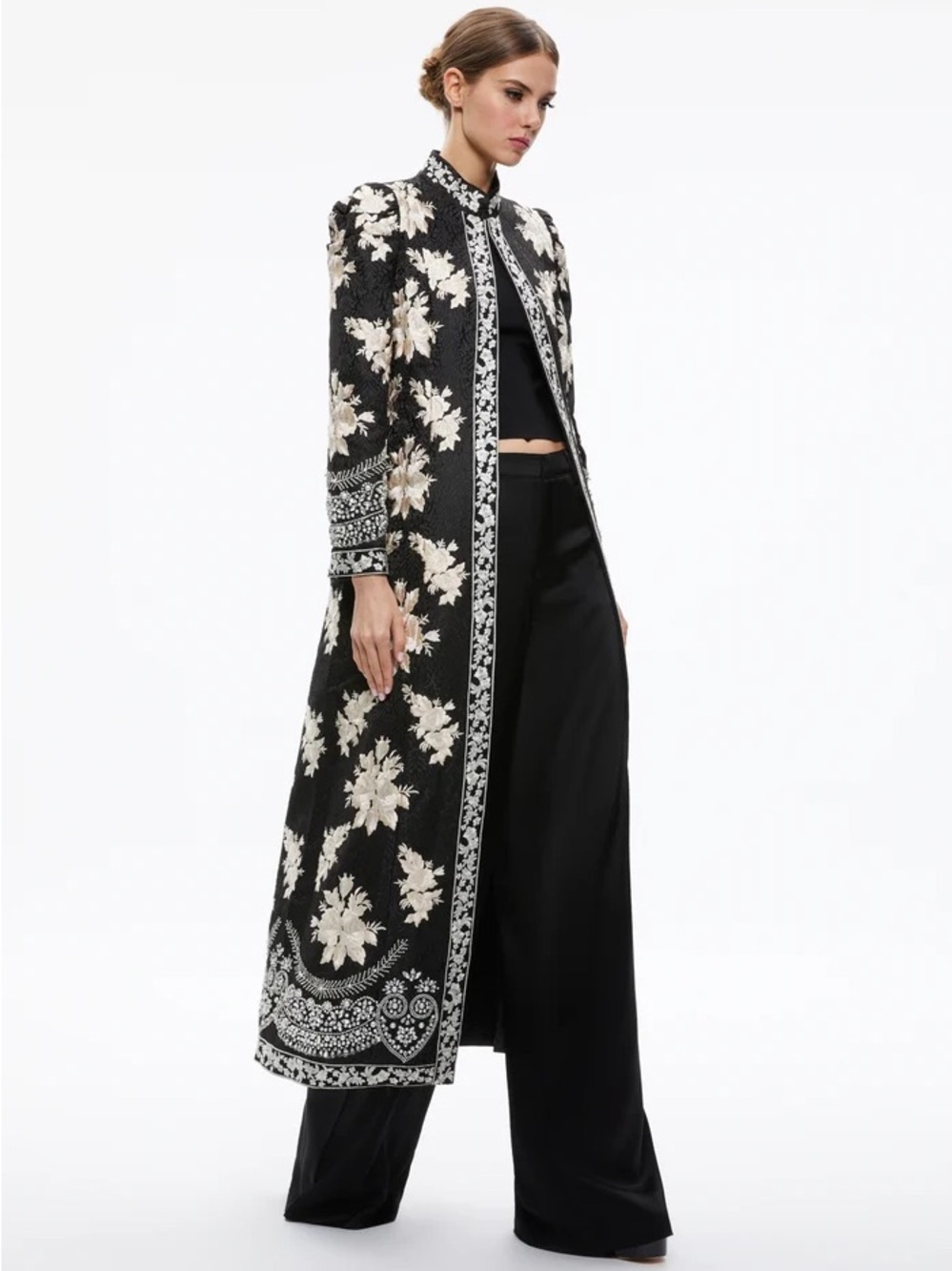 ALOCE + OLIVIA THOMAS EMBROIDERED COAT SIZE L Black Embroidered Floral Long Coat
